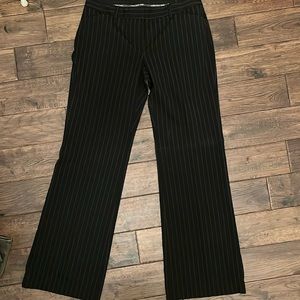 Express 10 Long pinstripe dress pants. Wide leg. Excellent condition.
